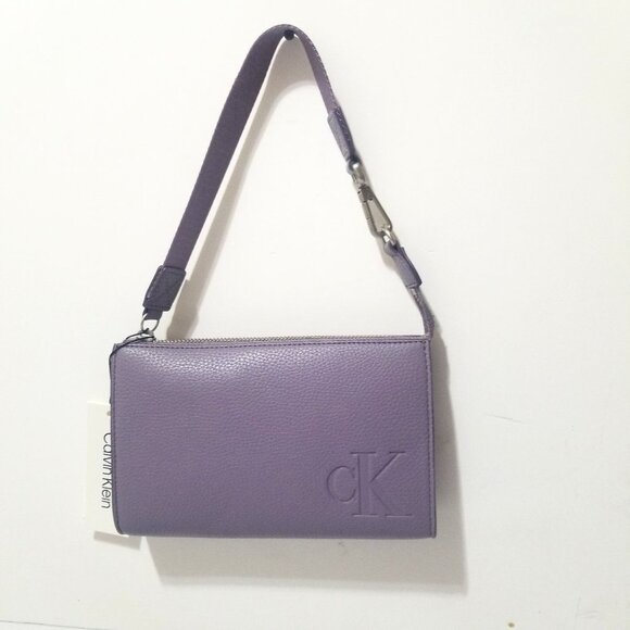 Calvin Klein Wristlet Modern Essentials Shoulder Bag‎ - Picture 1 of 7